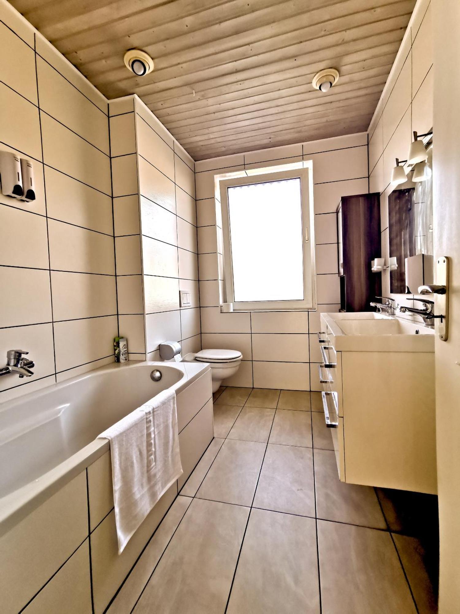 Home Inn Hotel Дормаґен Номер фото